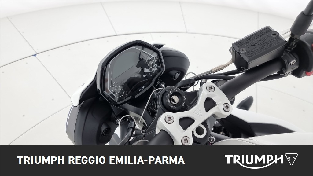 TRIUMPH Street Triple 765 R