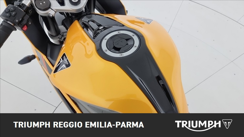 TRIUMPH Daytona 660 Abs