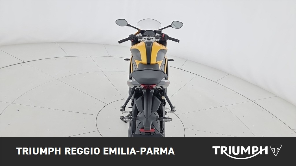 TRIUMPH Daytona 660 Abs