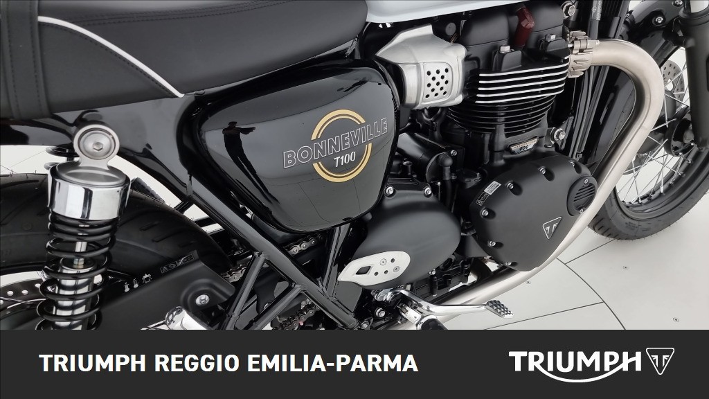 TRIUMPH Bonneville 900 T100 