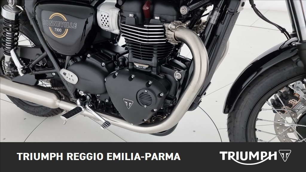TRIUMPH Bonneville 900 T100 