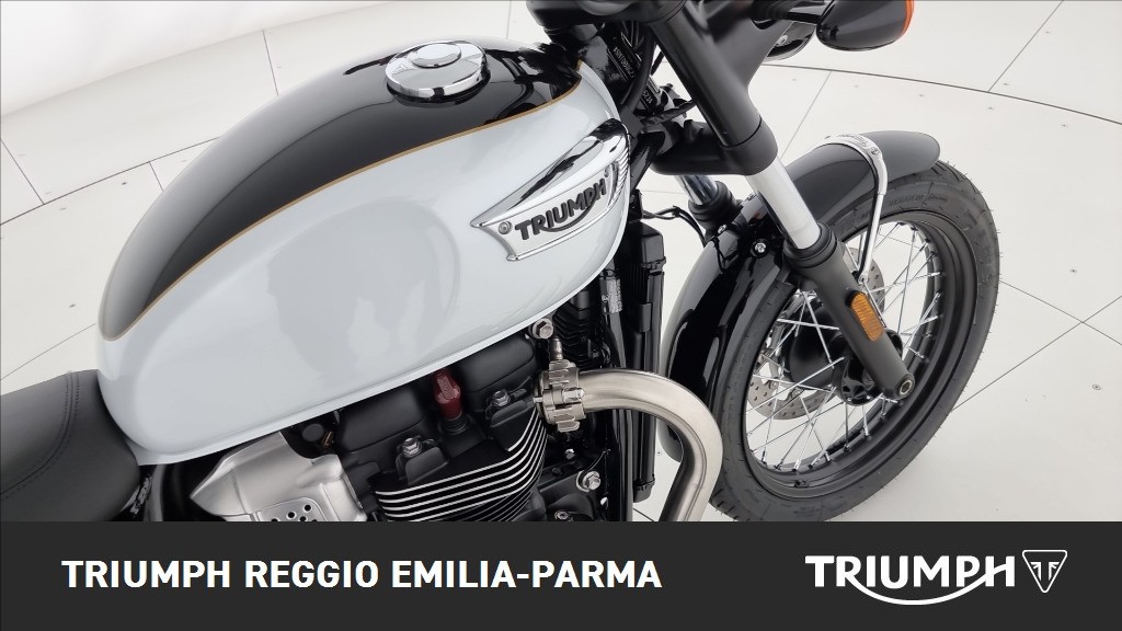 TRIUMPH Bonneville 900 T100 