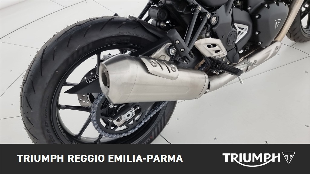 TRIUMPH Thruxton 400 Phantom Black / Aluminium Silver Abs