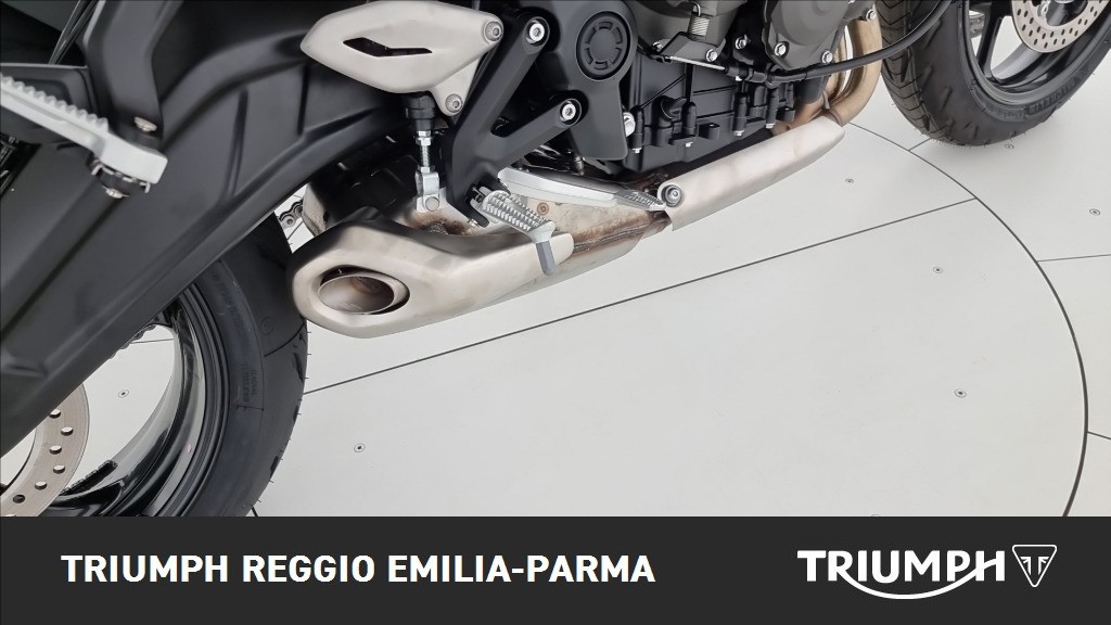 TRIUMPH Trident 660 Cosmic Yellow / Sapphire Black Abs