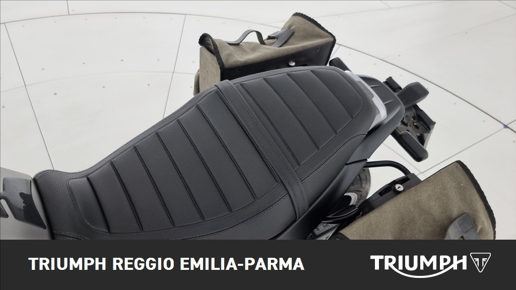 BENELLI Leoncino 800 