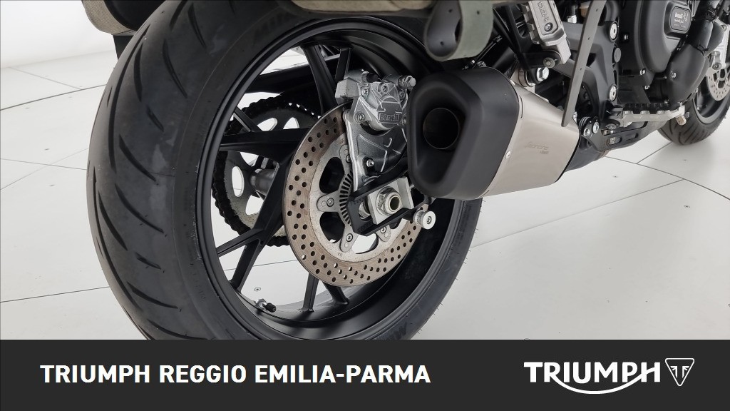 BENELLI Leoncino 800 
