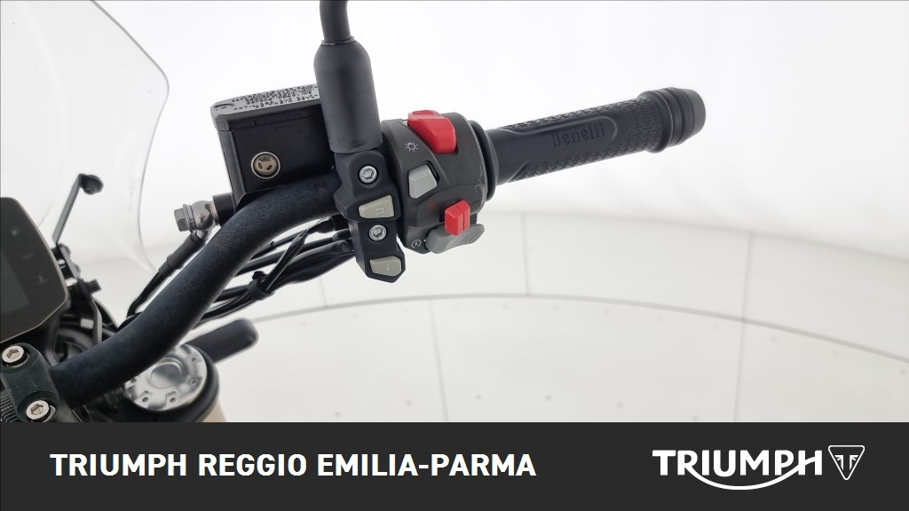 BENELLI Leoncino 800 