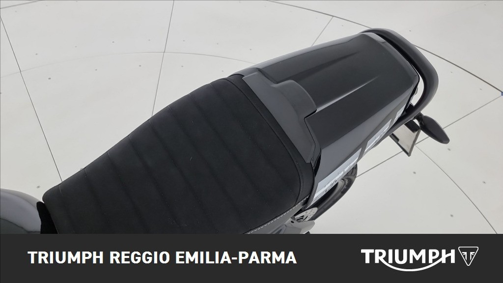 TRIUMPH Tracker 400 Phantom Black Abs