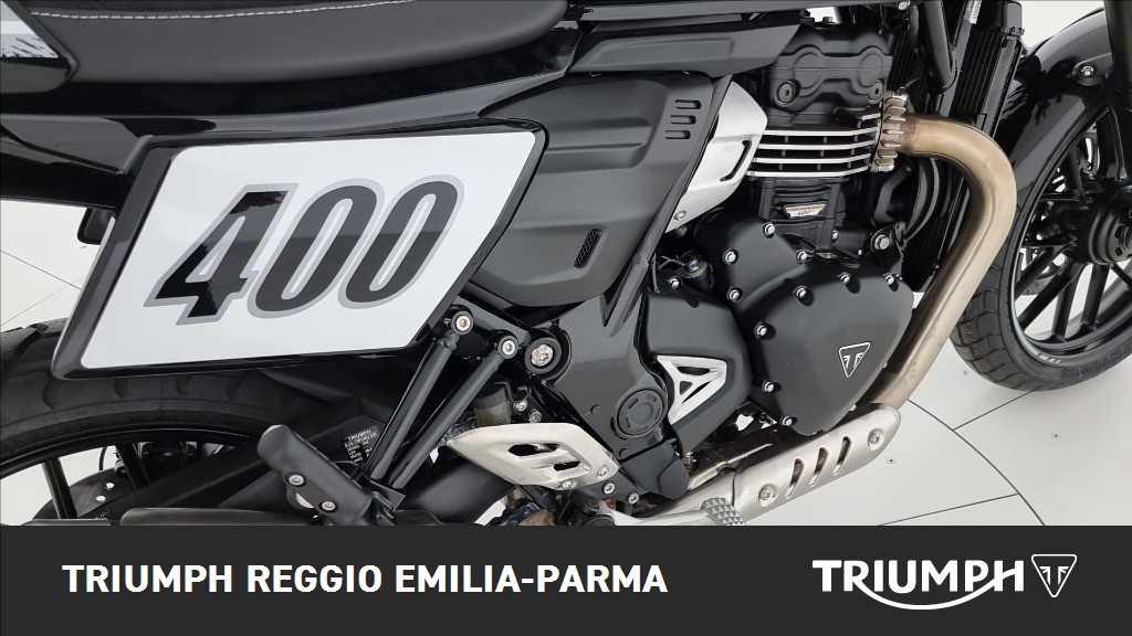TRIUMPH Tracker 400 Phantom Black Abs