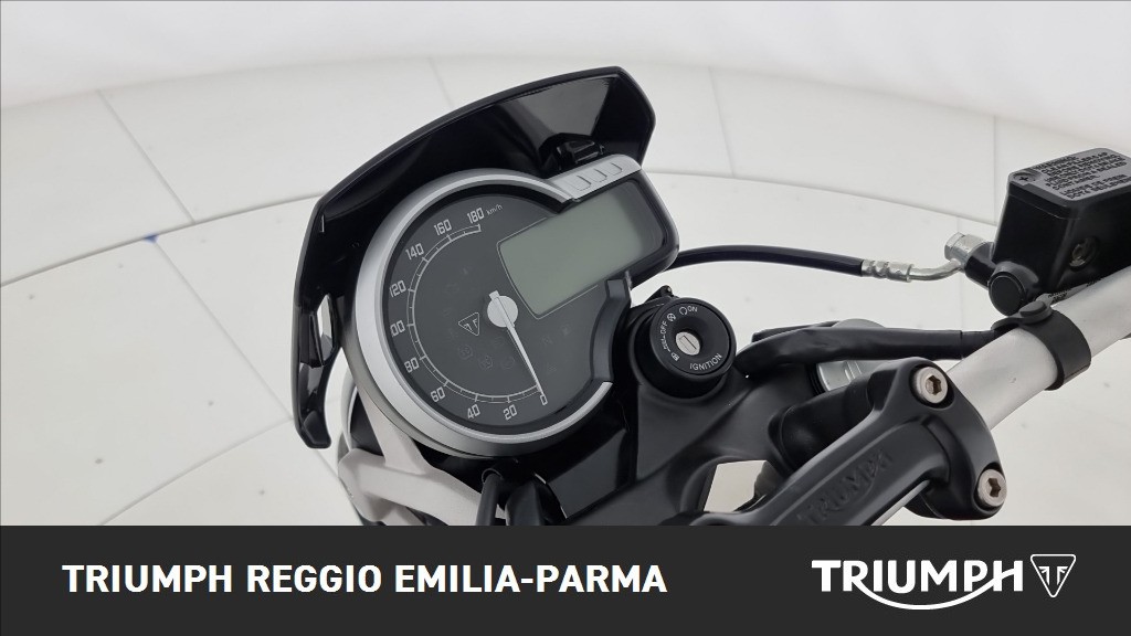 TRIUMPH Tracker 400 Phantom Black Abs