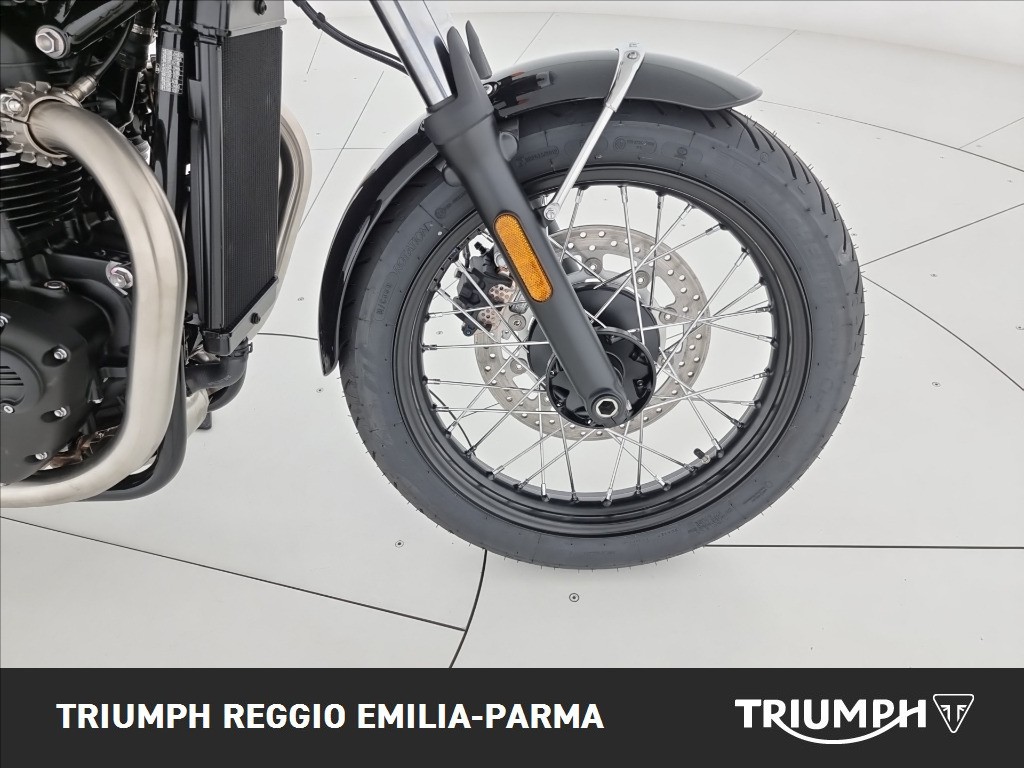 TRIUMPH Bonneville 900 T100 Jet Black / Diablo Red