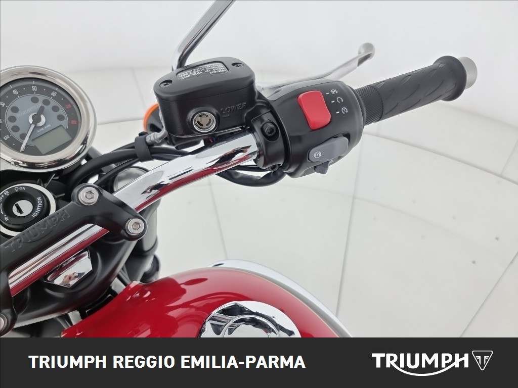 TRIUMPH Bonneville 900 T100 Jet Black / Diablo Red