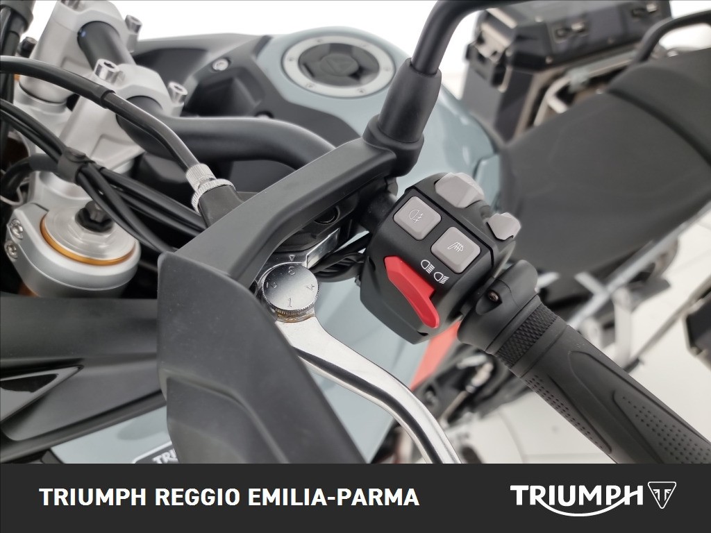 TRIUMPH Tiger 900 Desert Edition