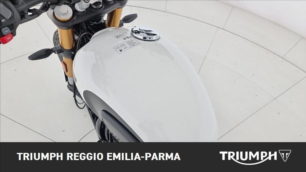 TRIUMPH Scrambler 400 XC Vanilla White Abs