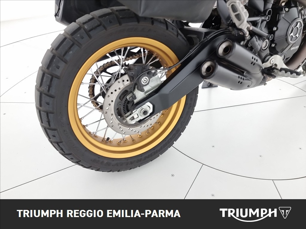 DUCATI Scrambler 800 Desert Sled