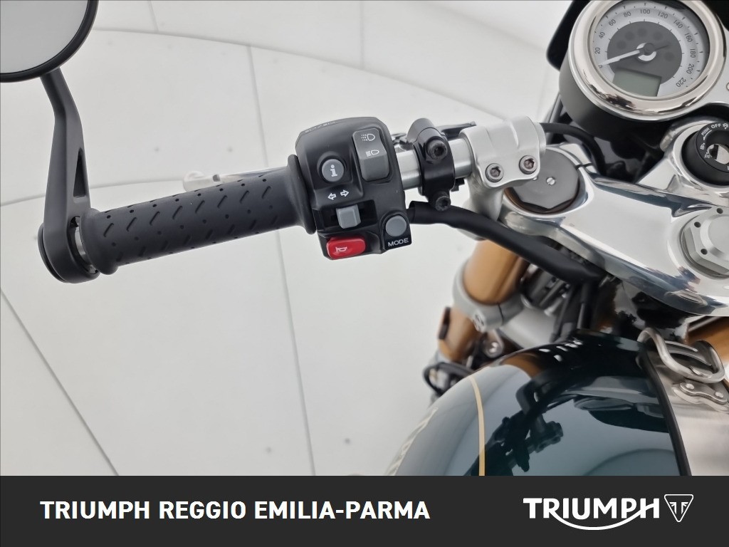 TRIUMPH Thruxton 1200 RS Final Edition